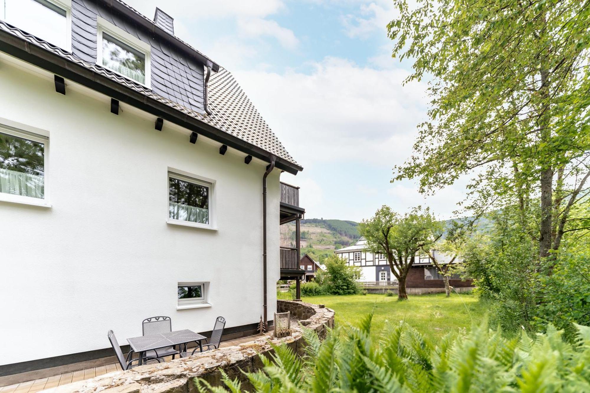 Ferienwohnung Haus An Der Lenne Lennestadt Exterior photo